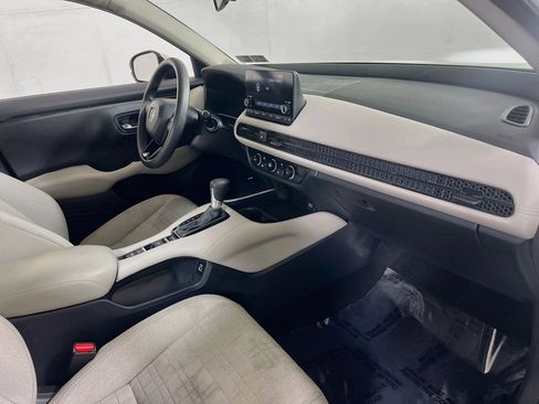 Used 2023 Honda HR-V LX image 26