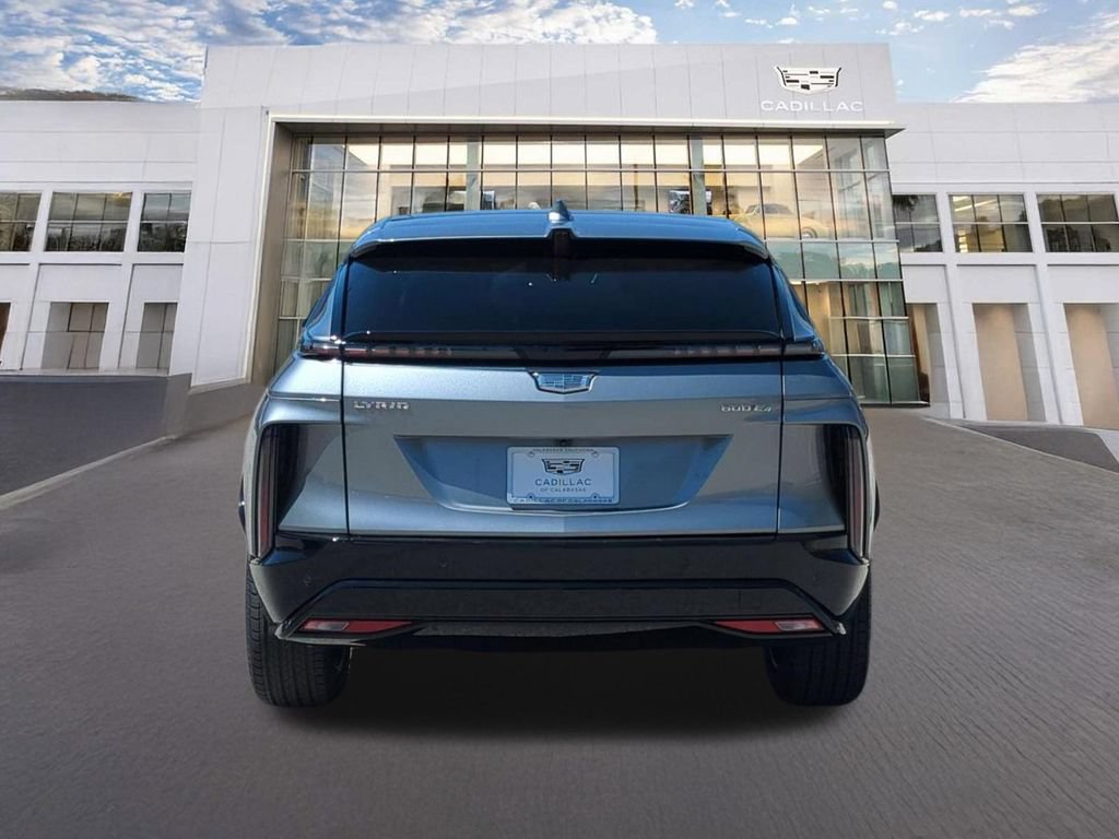 Used 2026 Cadillac Lyriq Sport AWD/4WD image 4