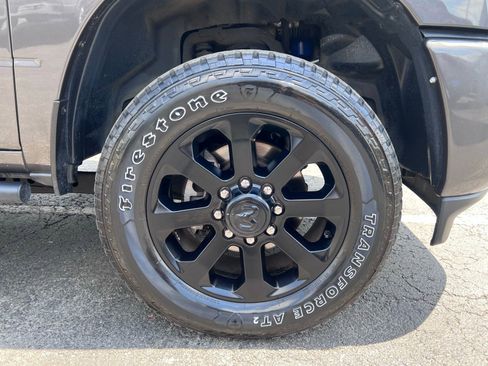 Used 2024 RAM 2500 Big Horn w/ Night Edition AWD/4WD image 22