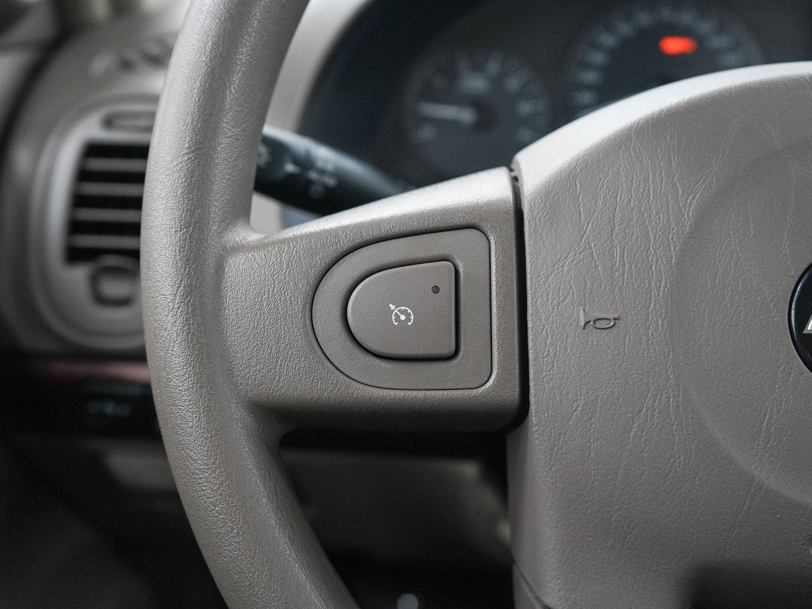 Used 2005 Chevrolet Malibu LS w/ Preferred Equipment Group FWD image 23