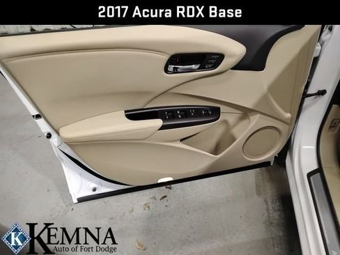 Used 2017 Acura RDX w/ Technology Package image 11