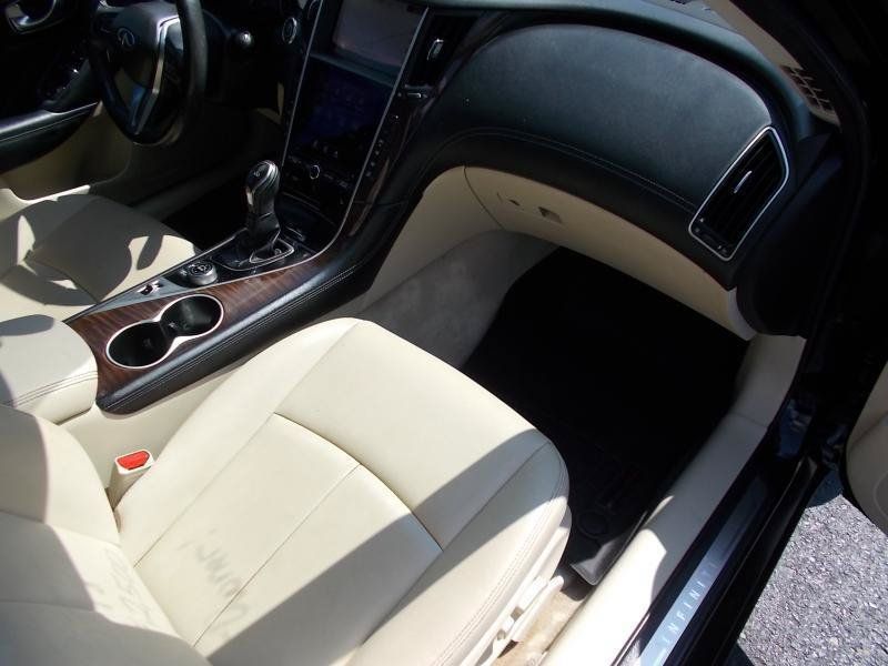 Used 2018 INFINITI Q50 Luxe w/ Essential Package (3.0T Luxe) RWD image 21
