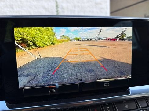 Used 2024 GMC Sierra 1500 Elevation image 19