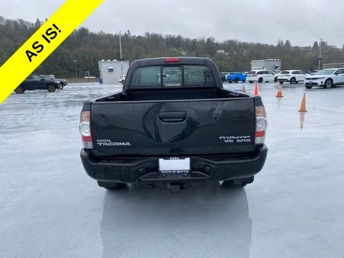 Used 2010 Toyota Tacoma PreRunner image 7
