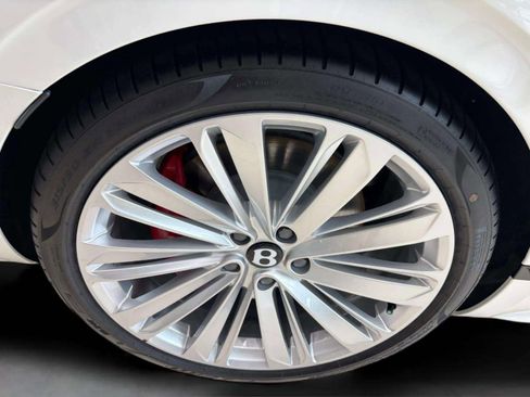 New 2025 Bentley Flying Spur Plug-In Hybrid image 49