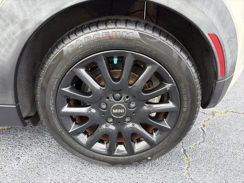 Used 2015 MINI Cooper S FWD image 16