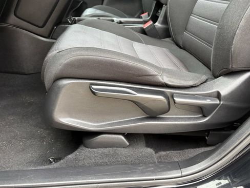 Used 2021 Honda CR-V Special Edition image 13