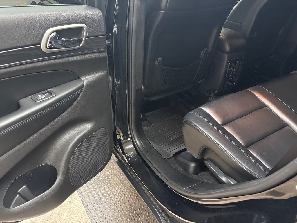 Used 2019 Jeep Grand Cherokee Limited RWD image 29