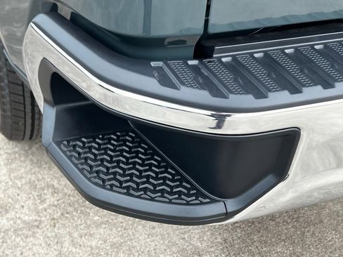 New 2026 Chevrolet Silverado 1500 LT image 23