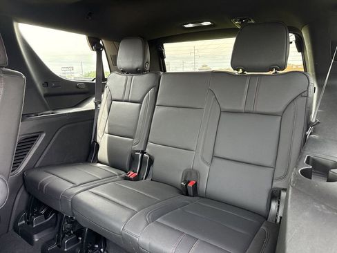 Used 2024 Chevrolet Tahoe RST w/ Luxury Package AWD/4WD image 20