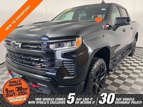 Certified 2022 Chevrolet Silverado 1500 LT Trail Boss w/ Convenience Package II image 12
