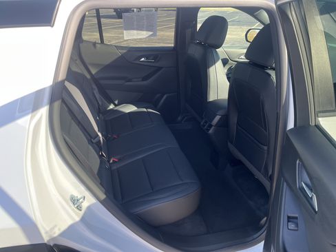 Used 2026 Chevrolet Equinox LT w/ Convenience Package II AWD/4WD image 13