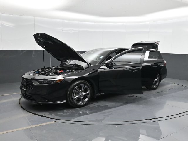 Used 2023 Honda Accord EX image 63