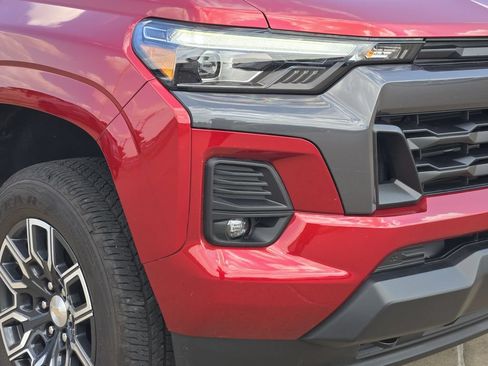 Used 2023 Chevrolet Colorado LT w/ LT Convenience Package III AWD/4WD image 27