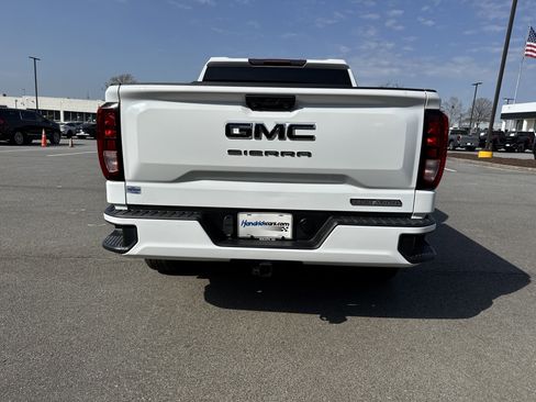 Used 2023 GMC Sierra 1500 Elevation w/ LPO, Elevation Black Package AWD/4WD image 9