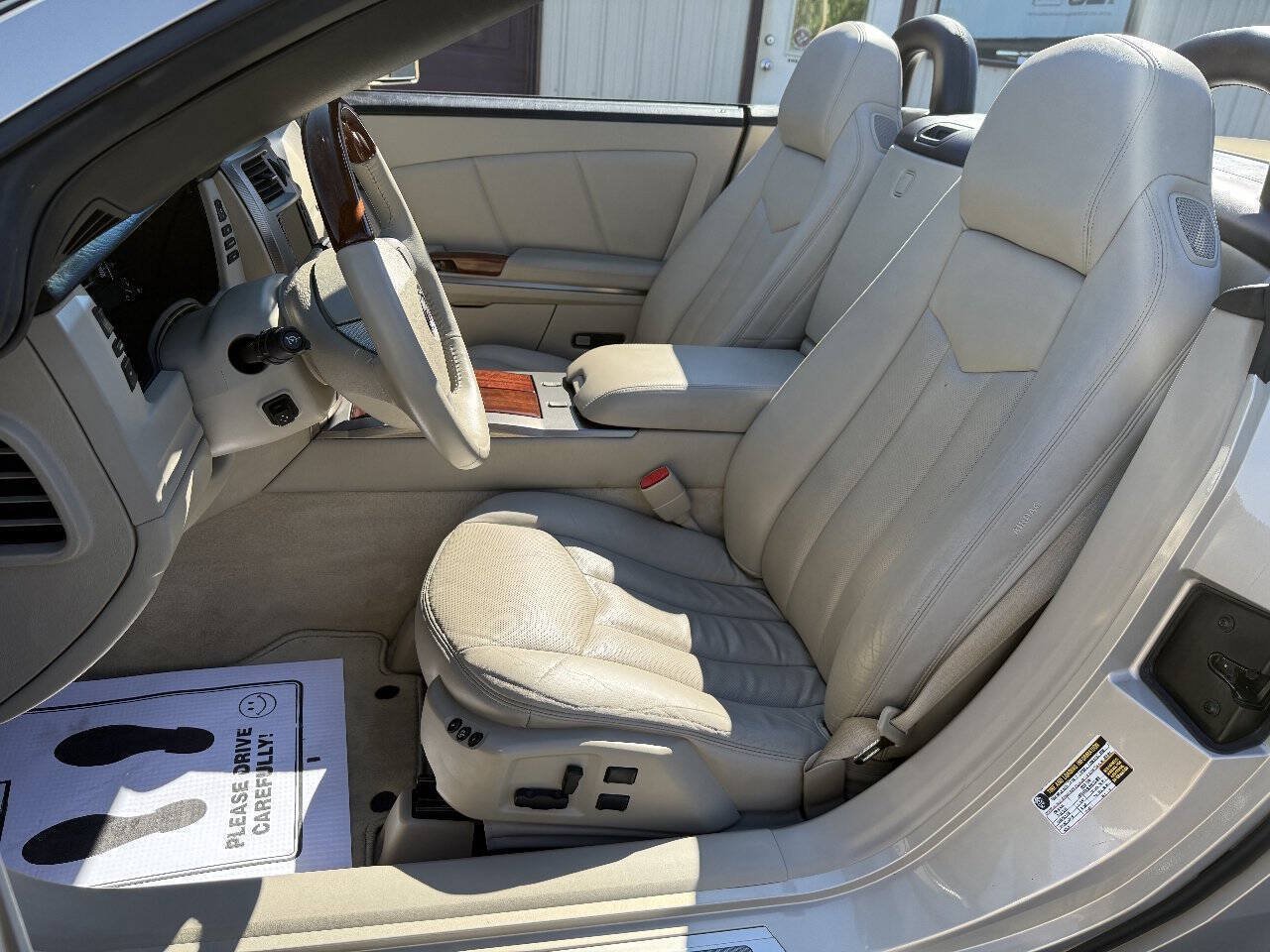 Used 2006 Cadillac XLR RWD image 78