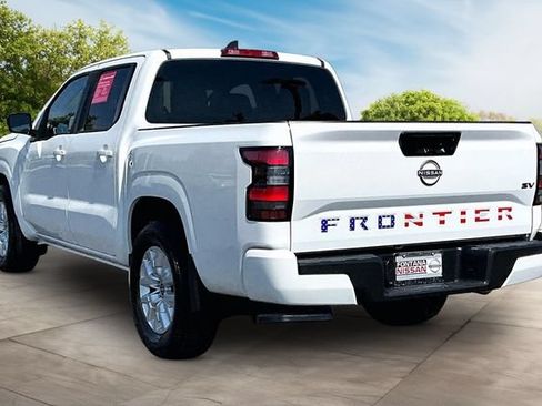 Certified 2023 Nissan Frontier SV w/ Tow Package RWD image 4