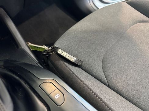 Used 2025 Kia K4 LXS image 21