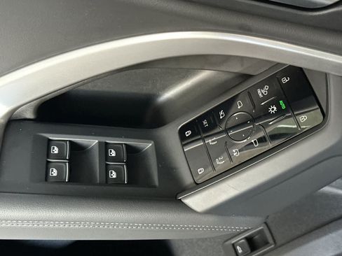 Used 2025 Audi Q5 Premium w/ Premium Plus AWD/4WD image 13