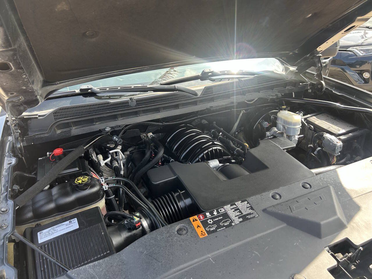 Used 2018 Chevrolet Silverado 1500 LT w/ All Star Edition AWD/4WD image 27