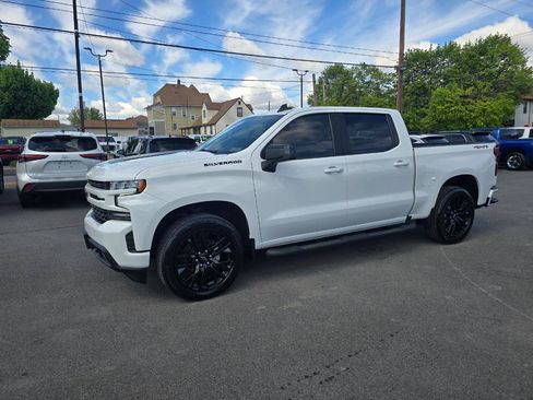 Used 2022 Chevrolet Silverado 1500 RST w/ Rally Edition AWD/4WD image 3