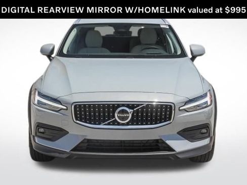 New 2025 Volvo V60 B5 Cross Country Ultra w/ Protection Package Premier image 2