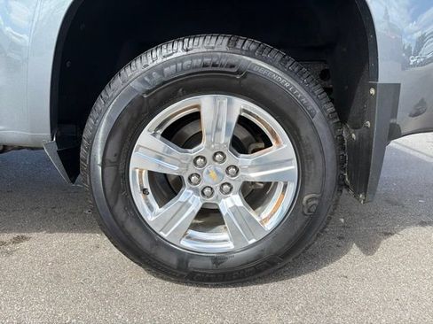 Used 2022 Chevrolet Colorado LT w/ LT Convenience Package AWD/4WD image 11