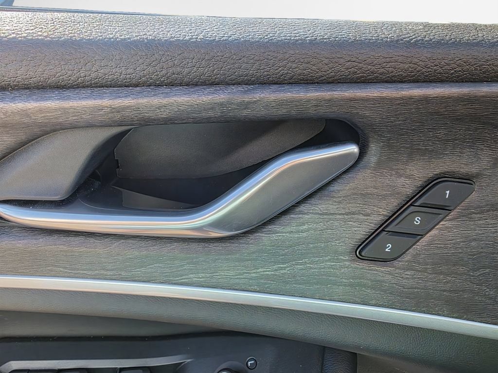 New 2025 Jeep Grand Cherokee Limited 4xe AWD/4WD image 30
