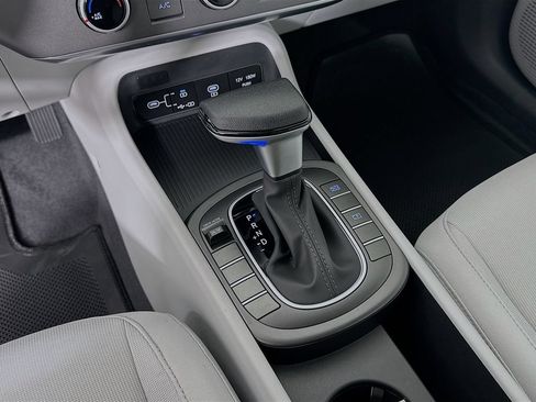 New 2026 Hyundai Kona SE FWD image 14
