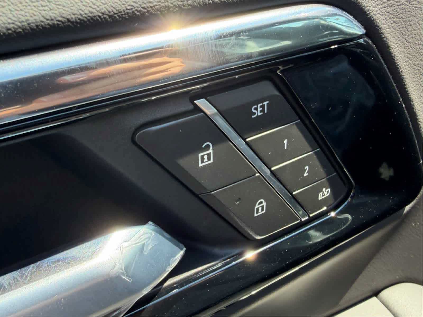New 2026 Chevrolet Tahoe High Country AWD/4WD image 12