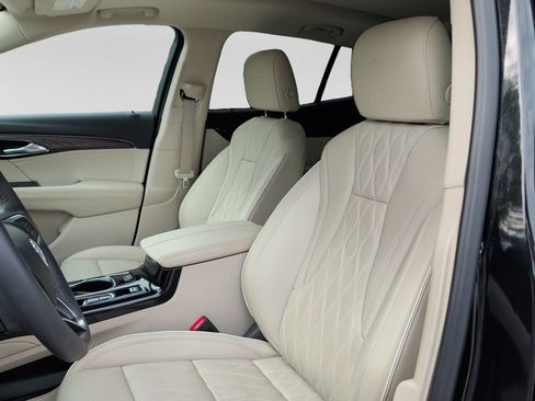 Used 2023 Buick Envision Avenir AWD/4WD image 17