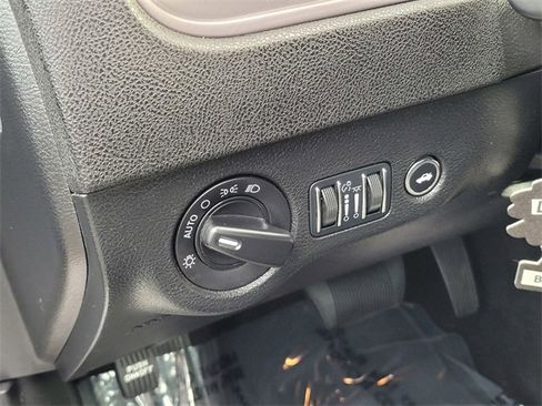 Used 2023 Dodge Charger GT image 15