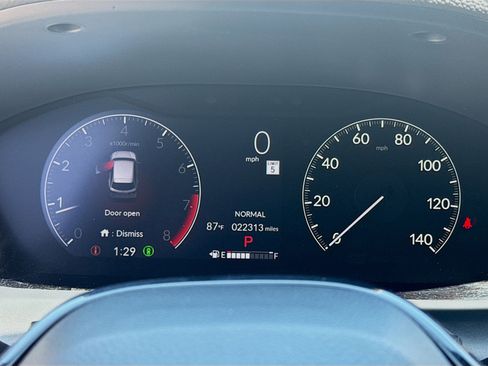 Used 2024 Honda HR-V Sport image 11