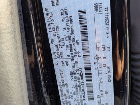 Used 2025 Ford Escape Active image 32