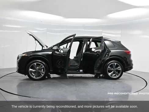 Used 2024 Audi Q4 e-tron Premium Plus w/ Premium Plus image 55