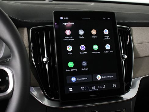 New 2026 Volvo XC90 B6 Plus w/ Protection Package Premier image 6