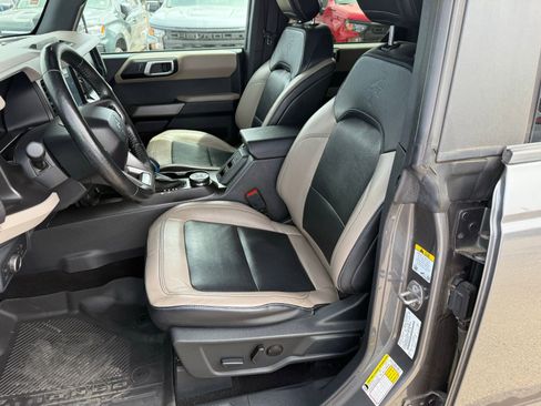 Used 2022 Ford Bronco Wildtrak AWD/4WD image 35