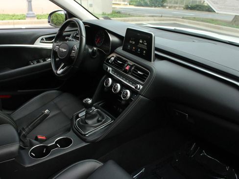 Used 2021 Genesis G70 2.0T Sport RWD image 25