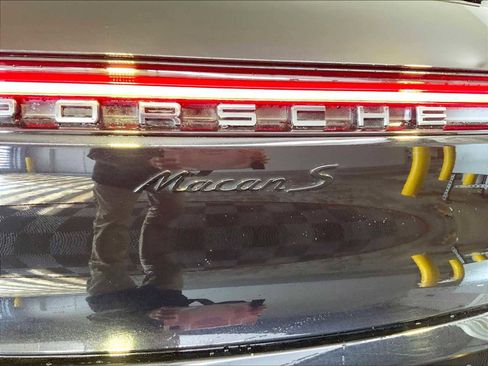 Certified 2024 Porsche Macan S image 35