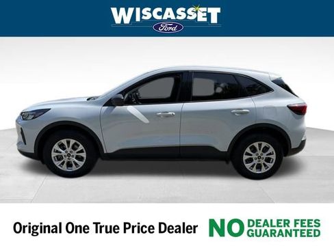 Used 2025 Ford Escape Active w/ Cold Weather Package image 2