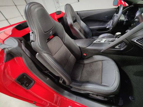 Used 2014 Chevrolet Corvette Stingray Convertible w/ 2LT Preferred Equipment Group image 17