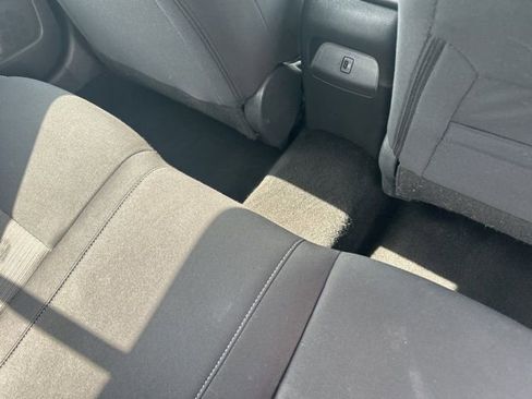 Used 2023 Nissan Sentra SV FWD image 13