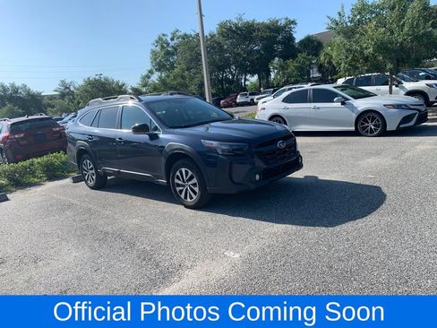 Used 2024 Subaru Outback Premium AWD/4WD image 1
