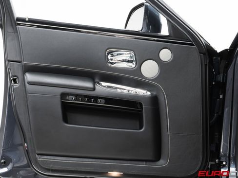 Used 2019 Rolls-Royce Ghost *STARLIGHT HEADLINER * IMMACUL image 21