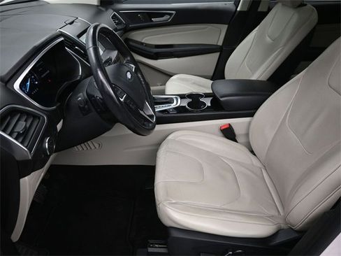 Used 2017 Ford Edge Titanium w/ Equipment Group 301A image 17