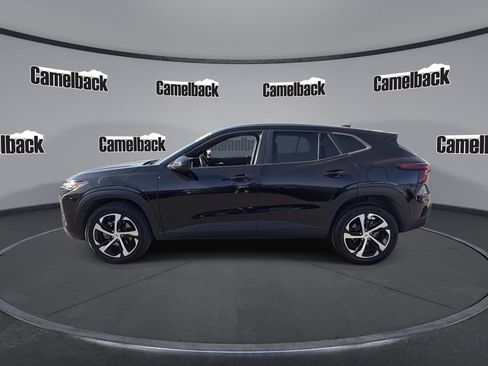 Used 2024 Chevrolet Trax RS w/ Driver Confidence Package FWD image 4
