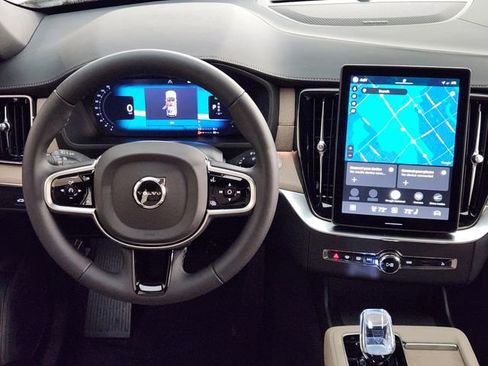 New 2026 Volvo XC90 T8 Plus w/ Protection Package Premier AWD/4WD image 27