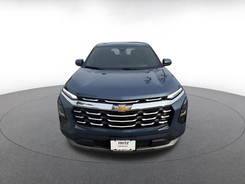 Used 2025 Chevrolet Equinox LT image 4