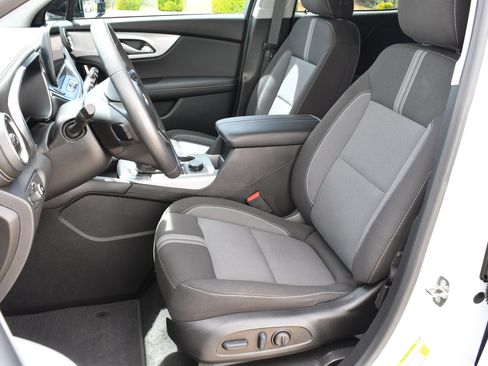 Used 2023 Chevrolet Blazer LT image 18