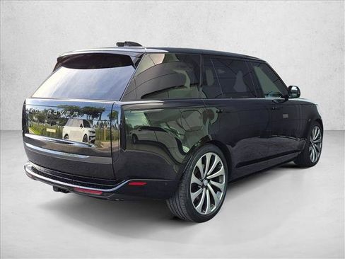 Used 2025 Land Rover Range Rover Long Wheelbase Autobiography AWD/4WD image 5